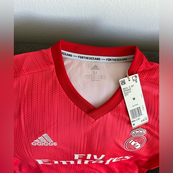 Adidas Authentic Real Madrid CF 2018 Spain Soccer DP5445 Red Jersey Men’s Sz M - Picture 4 of 6